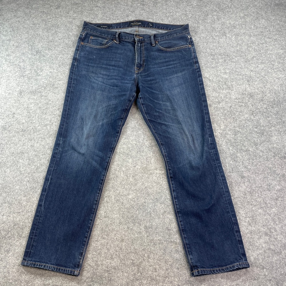 Lucky Brand Mens Jeans 36/30 Blue 221 Straight Leg Denim Dark Wash